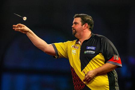 Darts: Aus für Clemens und Schindler bei Heim-EM Darts: Aus für Clemens und Schindler bei Heim-EM