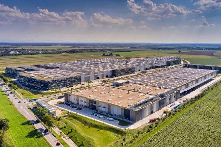 BMW Batteriezellen Fabrik Batterie CMCC Parsdorf Produktion