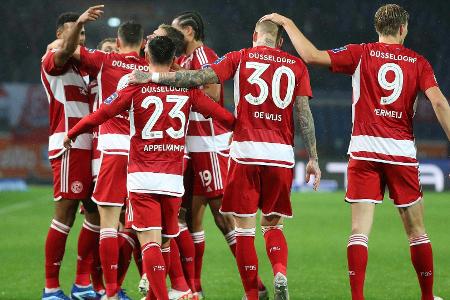 Fortuna stürmt auf Platz eins - Fürth deklassiert Osnabrück Fortuna stürmt auf Platz eins - Fürth deklassiert Osnabrück