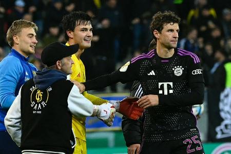 Müller enttäuscht von Kollegen - Entschuldigung bei den Fans Müller enttäuscht von Kollegen - Entschuldigung bei den Fans