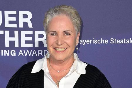 Katerina Jacob ist nach ihrer Krebserkrankung zuversichtlich Katerina Jacob ist nach ihrer Krebserkrankung zuversichtlich