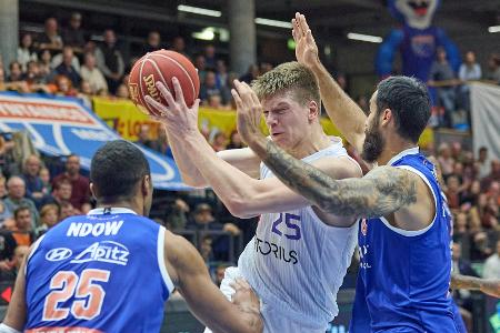 BBL: Erster Ligasieg für MBC - Oldenburg neuer Spitzenreiter BBL: Erster Ligasieg für MBC - Oldenburg neuer Spitzenreiter