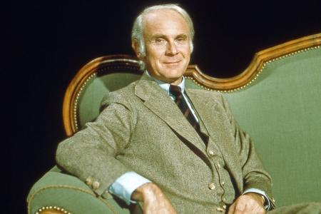 100. Geburtstag von Loriot: Der unsterbliche Meister der Zeitlosigkeit 100. Geburtstag von Loriot: Der unsterbliche Meister der Zeitlosigkeit