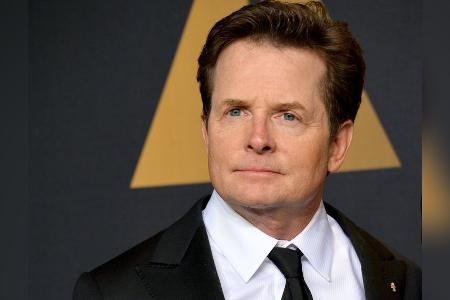 Michael J. Fox über Matthew Perry: Eishockey, Witz und Großzügigkeit Michael J. Fox über Matthew Perry: Eishockey, Witz und Großzügigkeit