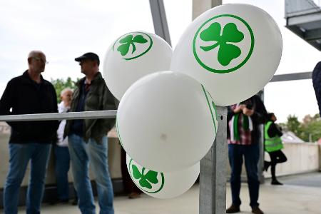 Fürth verzeichnet kleinen Gewinn in der 2. Bundesliga Fürth verzeichnet kleinen Gewinn in der 2. Bundesliga