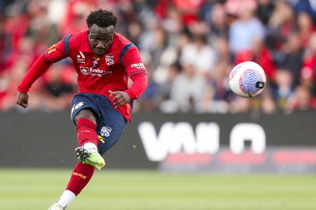 FC Bayern verpflichtet 17-jährigen Australier FC Bayern verpflichtet 17-jährigen Australier