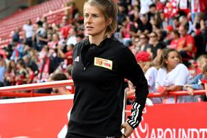 Nach Fischer-Aus: Eta erste Co-Trainerin der Fußball-Bundesliga