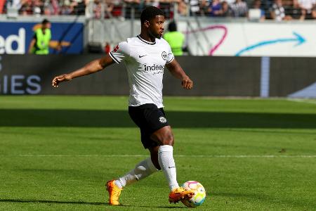 Kaiserslautern verpflichtet Ex-Frankfurter Toure Kaiserslautern verpflichtet Ex-Frankfurter Toure