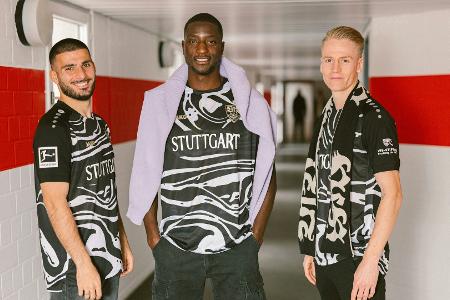 Stuttgart läuft gegen Bremen mit Sondertrikot auf Stuttgart läuft gegen Bremen mit Sondertrikot auf