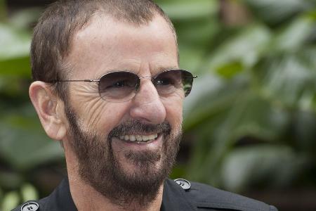 Wurde John Lennons Stimme mit KI erstellt? Ringo Starr äußert sich Wurde John Lennons Stimme mit KI erstellt? Ringo Starr äußert sich