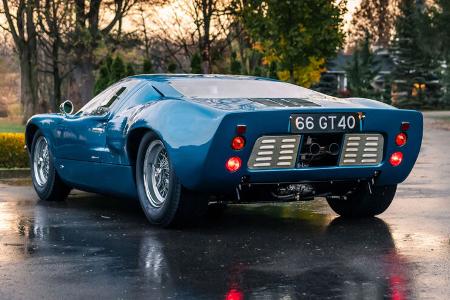 Ford GT 40 Mk I road car (1966)