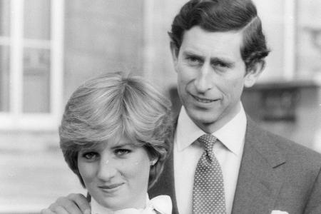 Prinzessin Diana: Verlobungsbluse kommt unter den Hammer Prinzessin Diana: Verlobungsbluse kommt unter den Hammer