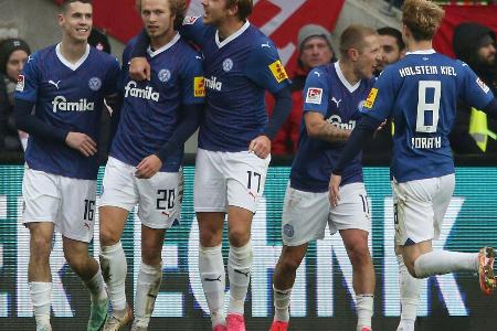 Souveräner Erfolg auf dem Betzenberg: Kiel schlägt Lautern Souveräner Erfolg auf dem Betzenberg: Kiel schlägt Lautern