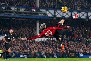 Garnacho trifft traumhaft: ManUnited siegt beim FC Everton