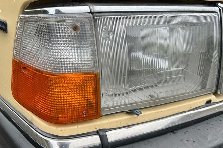 Volvo 244 GL mir 2,5-Liter-BMW-Reihensechszylinder