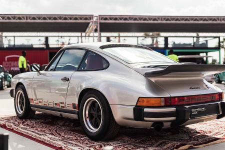 Porsche 911 Turbo No. 1 Louise Piech Icons of Porsche (2023)