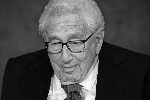 Scholz bis Bush: Trauer um "großen Diplomaten" Henry Kissinger