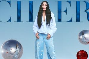 Cher macht's vor: Neue Weihnachtssongs und Weihnachtsalben für 2023