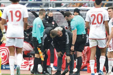 Nürnberg-Düsseldorf für zehn Minuten unterbrochen Nürnberg-Düsseldorf für zehn Minuten unterbrochen