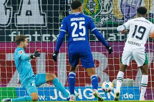 Dank Ngoumou: Gladbach feiert dritten Heimsieg in Serie