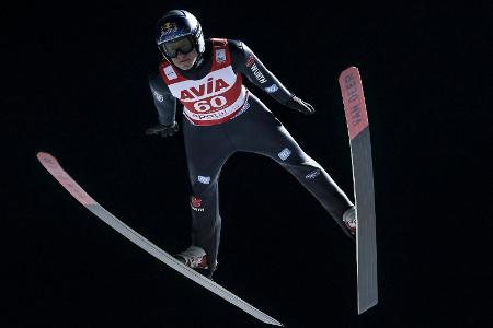 Skispringen: Wellinger nur von Kraft geschlagen Skispringen: Wellinger nur von Kraft geschlagen
