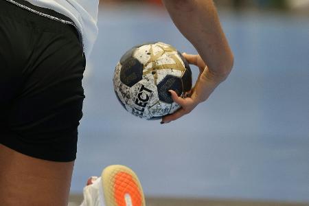 Polen schlägt Japan: Finale um Gruppensieg gegen DHB-Auswahl Polen schlägt Japan: Finale um Gruppensieg gegen DHB-Auswahl