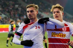 3. Liga: Regensburg widmet Sieg verstorbenem Diawusie