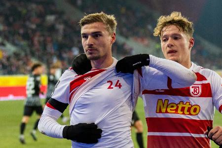 3. Liga: Regensburg widmet Sieg verstorbenem Diawusie 3. Liga: Regensburg widmet Sieg verstorbenem Diawusie