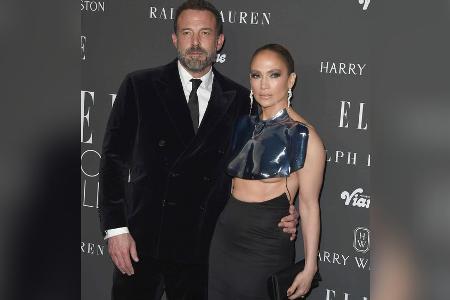 Jennifer Lopez zieht im Underboob-Look alle Blicke auf sich Jennifer Lopez zieht im Underboob-Look alle Blicke auf sich