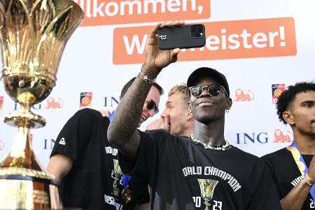 Erster Olympia-Test: Basketball-Weltmeister spielen in Köln Erster Olympia-Test: Basketball-Weltmeister spielen in Köln