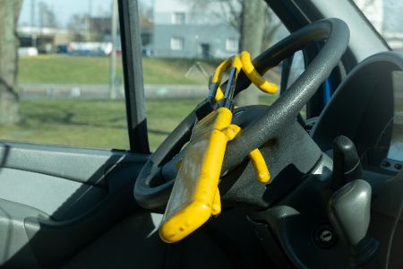 Diese verschiedenen mechanischen Wegfahrsperren gibt es Diese verschiedenen mechanischen Wegfahrsperren gibt es