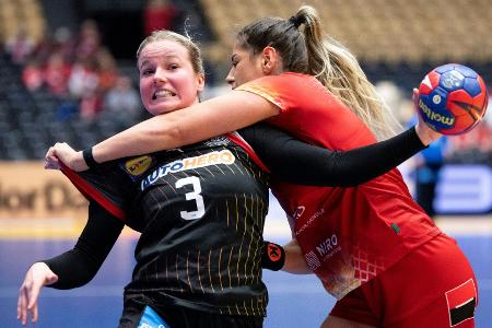 WM: DHB-Frauen mit Sieg zum Hauptrunden-Auftakt WM: DHB-Frauen mit Sieg zum Hauptrunden-Auftakt