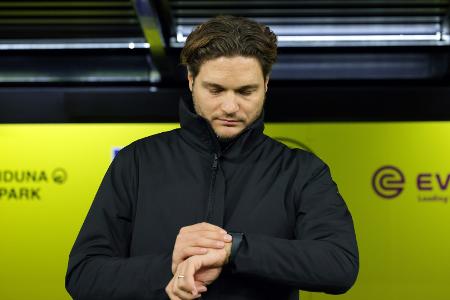 Druck auf Terzic: BVB verliert in Unterzahl Verfolgerduell Druck auf Terzic: BVB verliert in Unterzahl Verfolgerduell