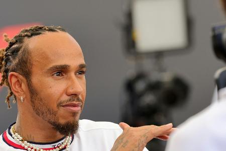 Mercedes: Hamilton hat FIA-Trophäe nicht verschenkt Mercedes: Hamilton hat FIA-Trophäe nicht verschenkt