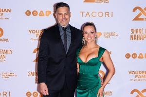 Joe Manganiello zeigt sich mit Caitlin O'Connor auf dem roten Teppich