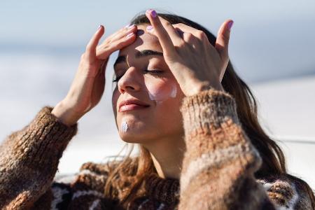 Pflege im Winter: Diese drei Tipps sorgen für schöne, gesunde Haut Pflege im Winter: Diese drei Tipps sorgen für schöne, gesunde Haut