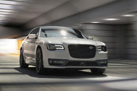 2023 Chrysler 300C mit 6,4-Liter-Hemi-V8
