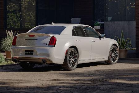 2023 Chrysler 300C mit 6,4-Liter-Hemi-V8