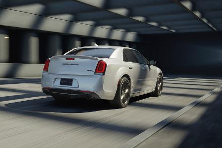 2023 Chrysler 300C mit 6,4-Liter-Hemi-V8