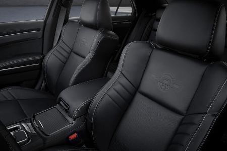 2023 Chrysler 300C mit 6,4-Liter-Hemi-V8