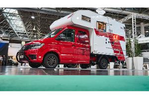 Tischer Box 340S für MAN TGE Aufsetzkabine für Pritschenwagen