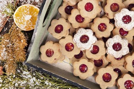 In der veganen Weihnachtsbäckerei: Plätzchen ohne Eier und Milch In der veganen Weihnachtsbäckerei: Plätzchen ohne Eier und Milch