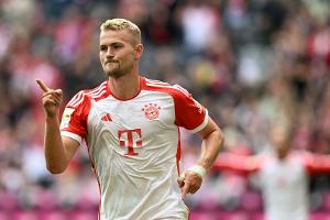FC Bayern: de Ligt zurück im Teamtraining