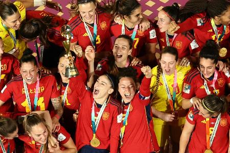Spanien führt FIFA-Weltrangliste an - DFB-Frauen Sechste Spanien führt FIFA-Weltrangliste an - DFB-Frauen Sechste