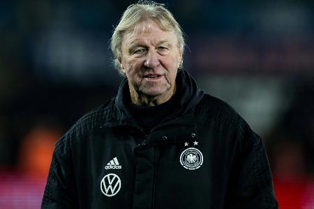 Bei Olympia-Quali: Hrubesch wird DFB-Frauen betreuen Bei Olympia-Quali: Hrubesch wird DFB-Frauen betreuen
