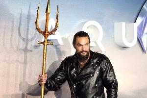 Jason Momoa über "Aquaman"-Körper: "Ich schaufele einfach Essen rein"