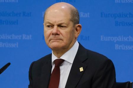 Bundeskanzler Olaf Scholz hat Corona Bundeskanzler Olaf Scholz hat Corona