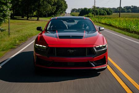 Ford Mustang Dark Horse