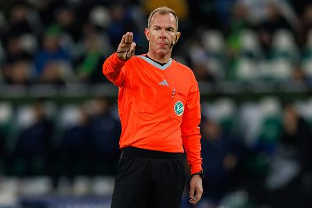 Fünf Prozent mehr Fußball-Schiedsrichter in Deutschland Fünf Prozent mehr Fußball-Schiedsrichter in Deutschland
