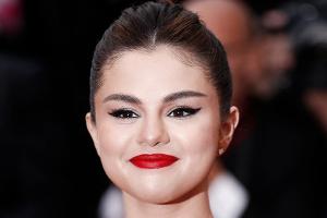 Selena Gomez überall: US-Star posiert auf gleich zwei "Vogue"-Covern